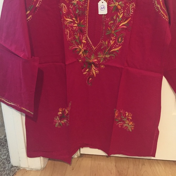 Embroidered tunic brand new - Picture 5 of 5